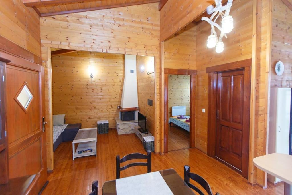Wooden House In Ioannina Apartment Luaran gambar