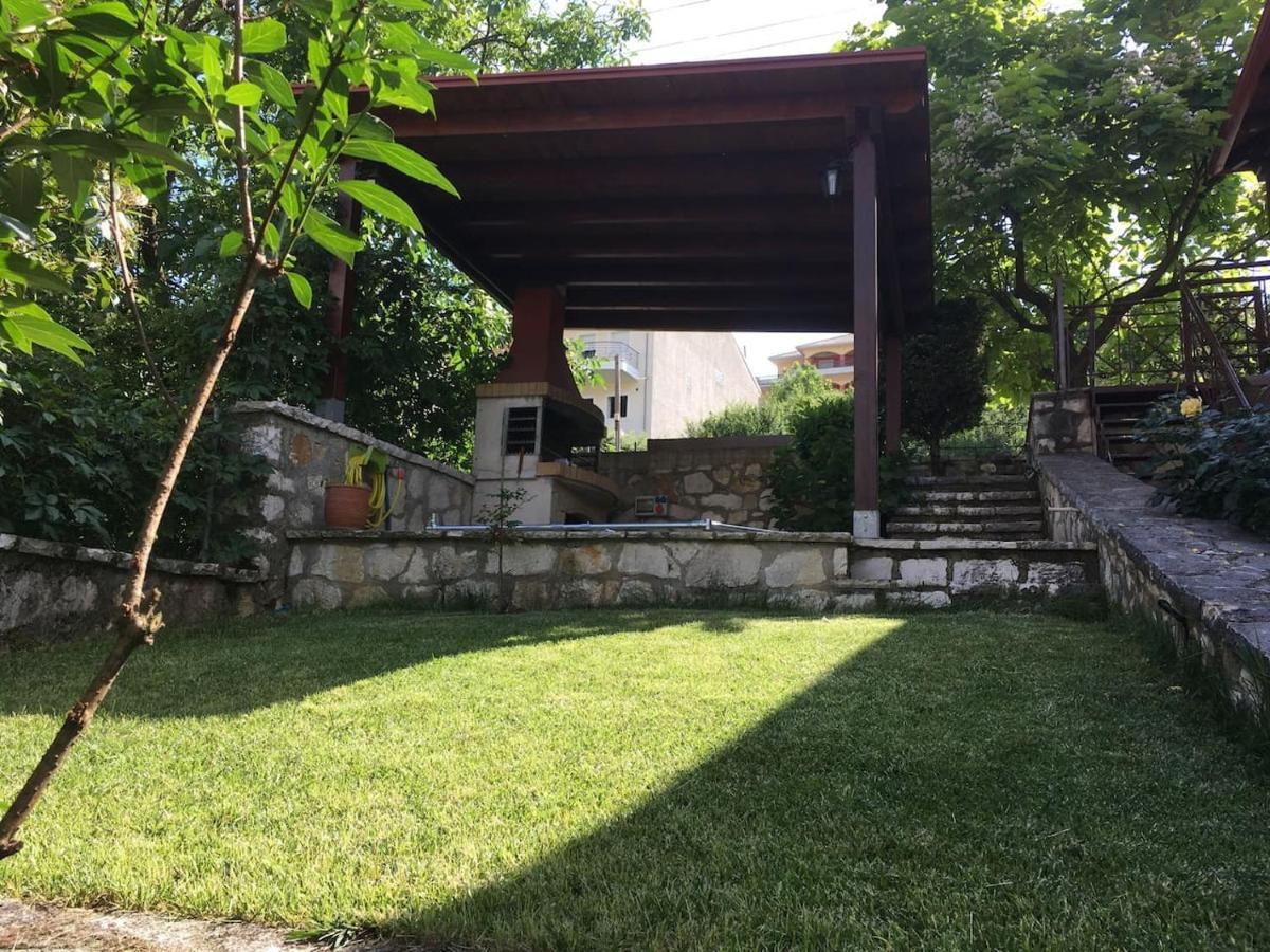 Wooden House In Ioannina Apartment Luaran gambar