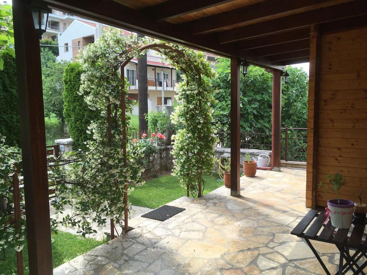Wooden House In Ioannina Apartment Luaran gambar